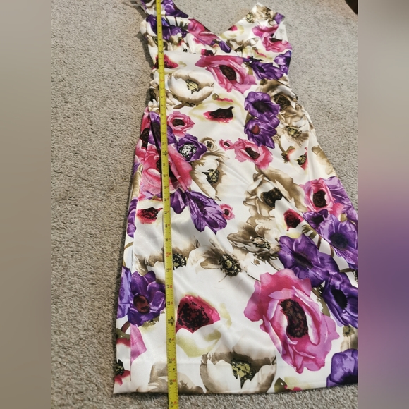 Maggy London floral dress size 8 - Picture 3 of 5